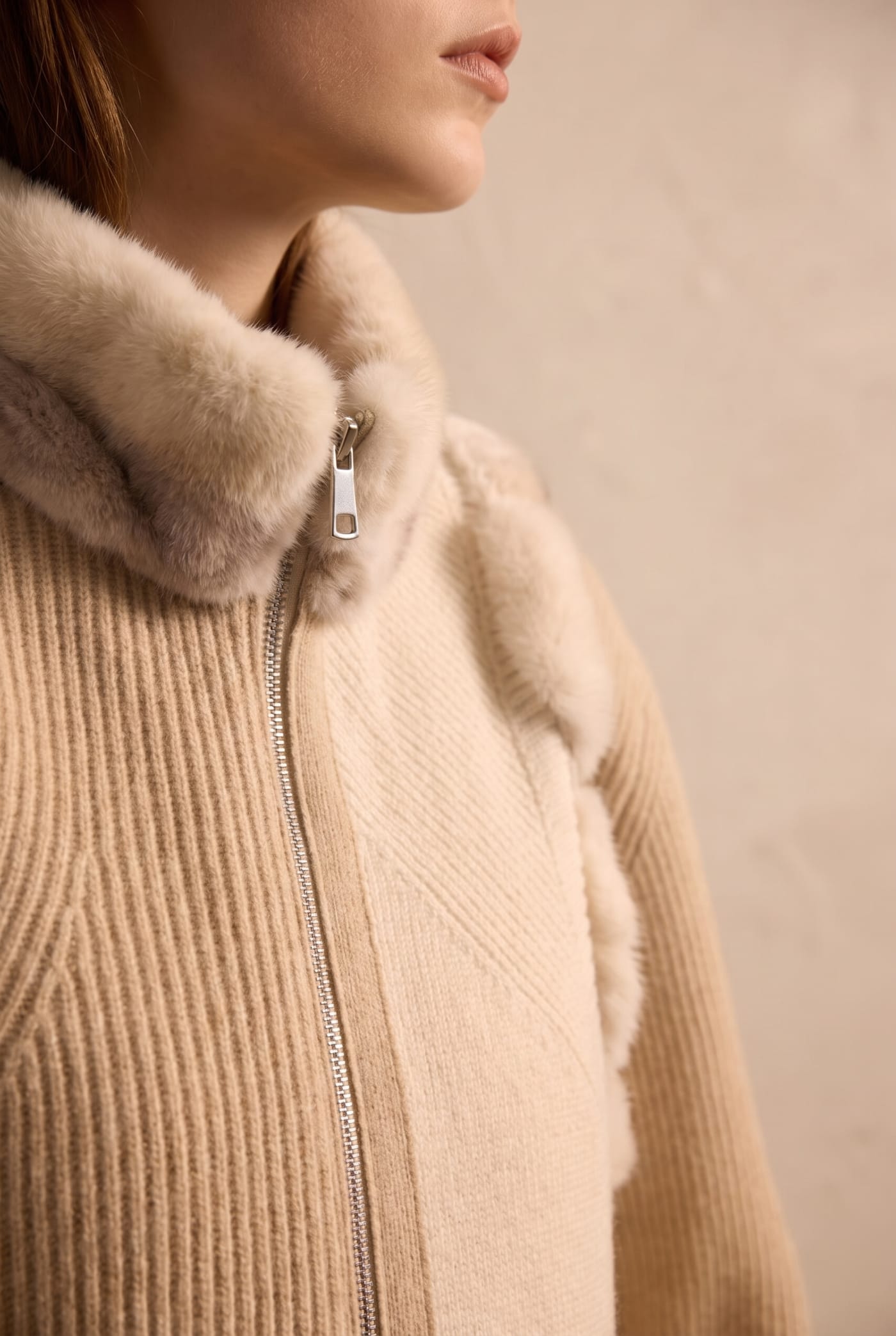 Style 2022-41 KNIT, detail of fur collar and ribbed sleeve