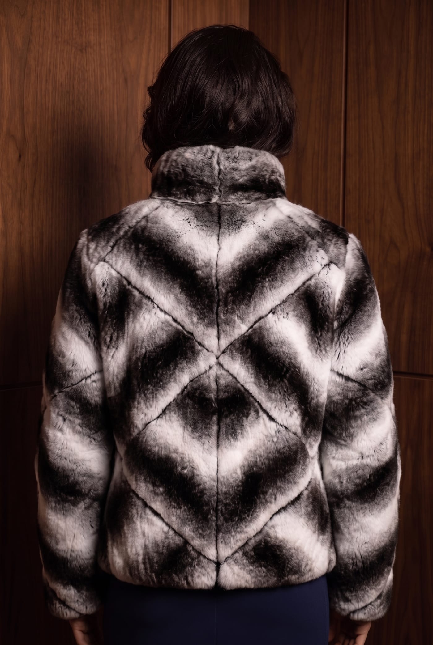 Style 21AV319 rex jacket, back view