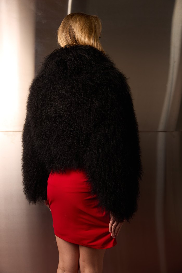 Tibet lamb and leather jacket in black, back view