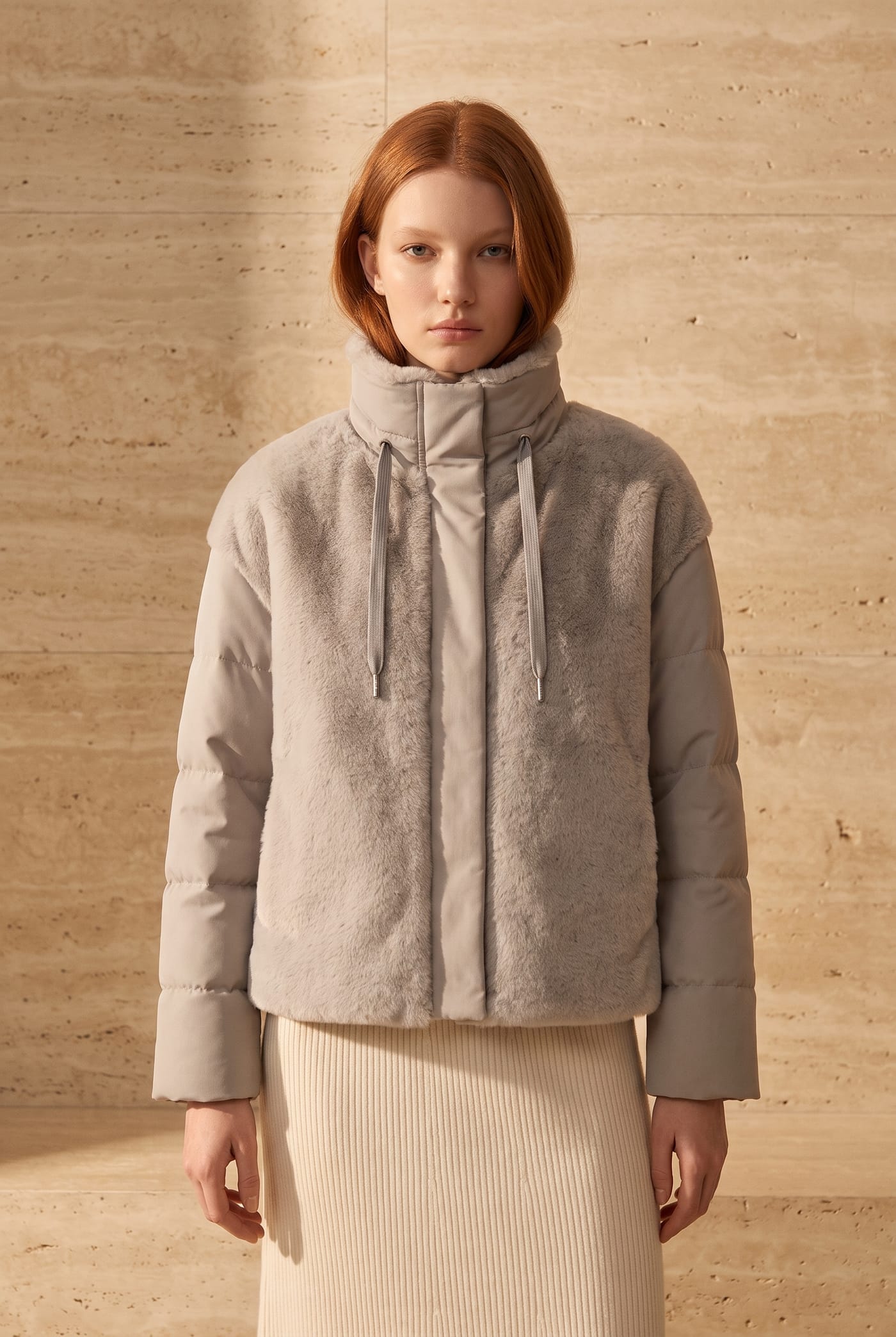 Style VANESSA light grey puffer with faux fur panels