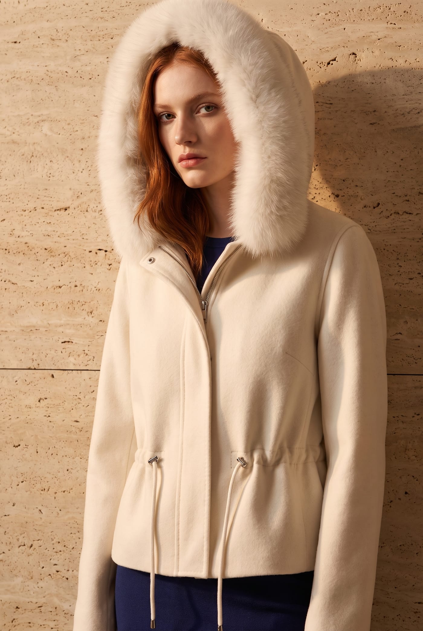 Style VICTORIA ivory mini parka with fox-trimmed hood