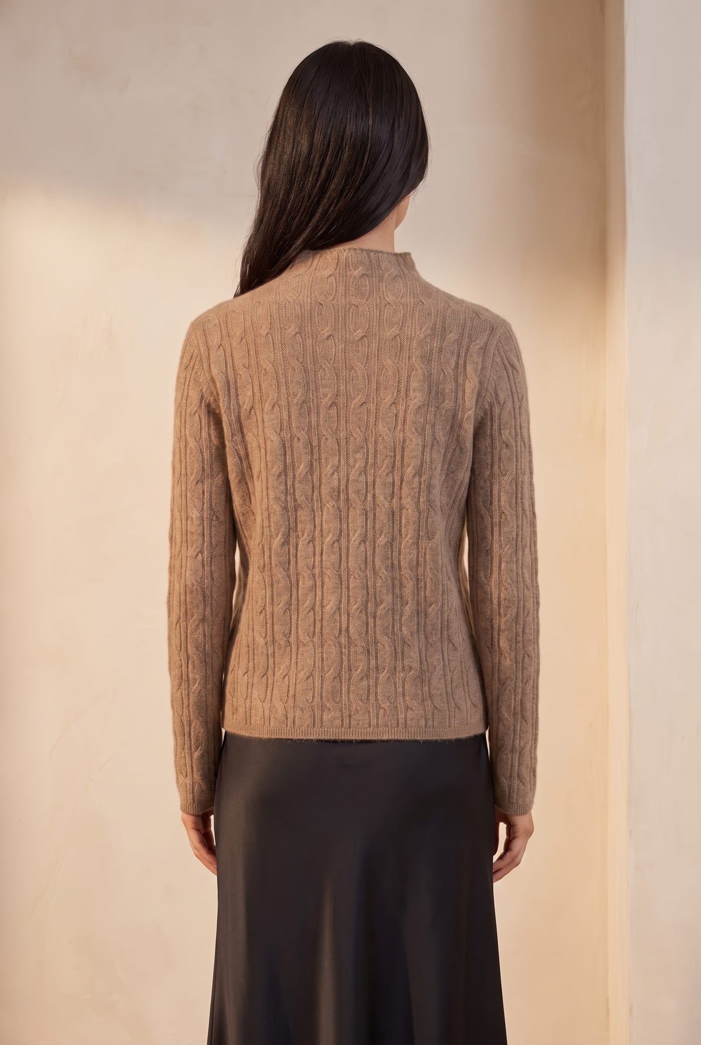 Style YRL270 sweater, back view