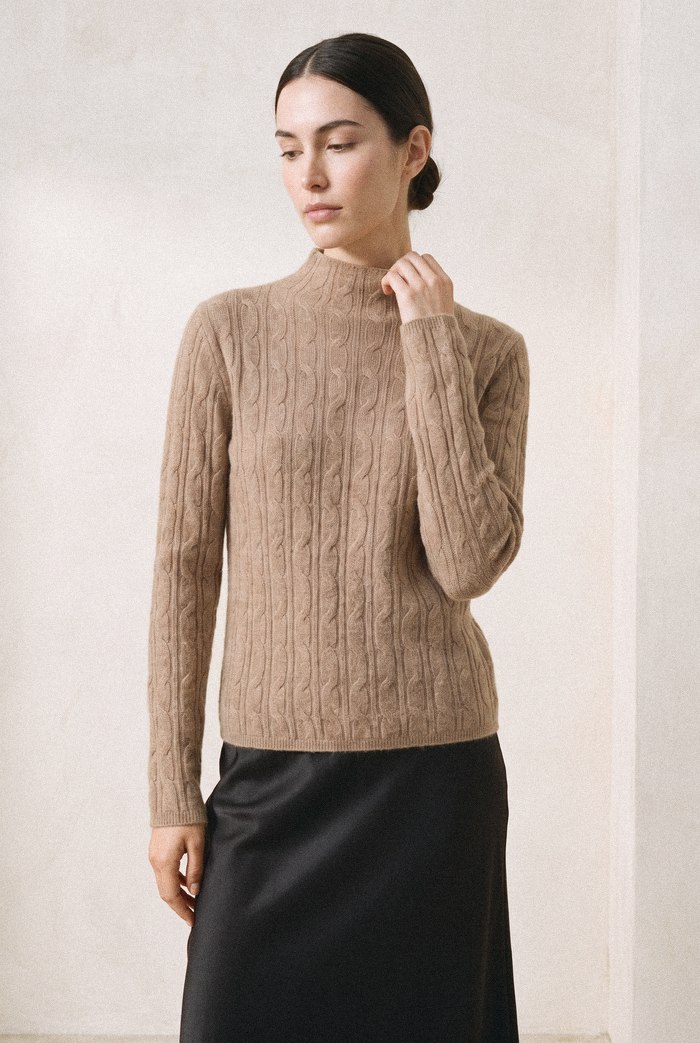 Braided Cable High-Neck
