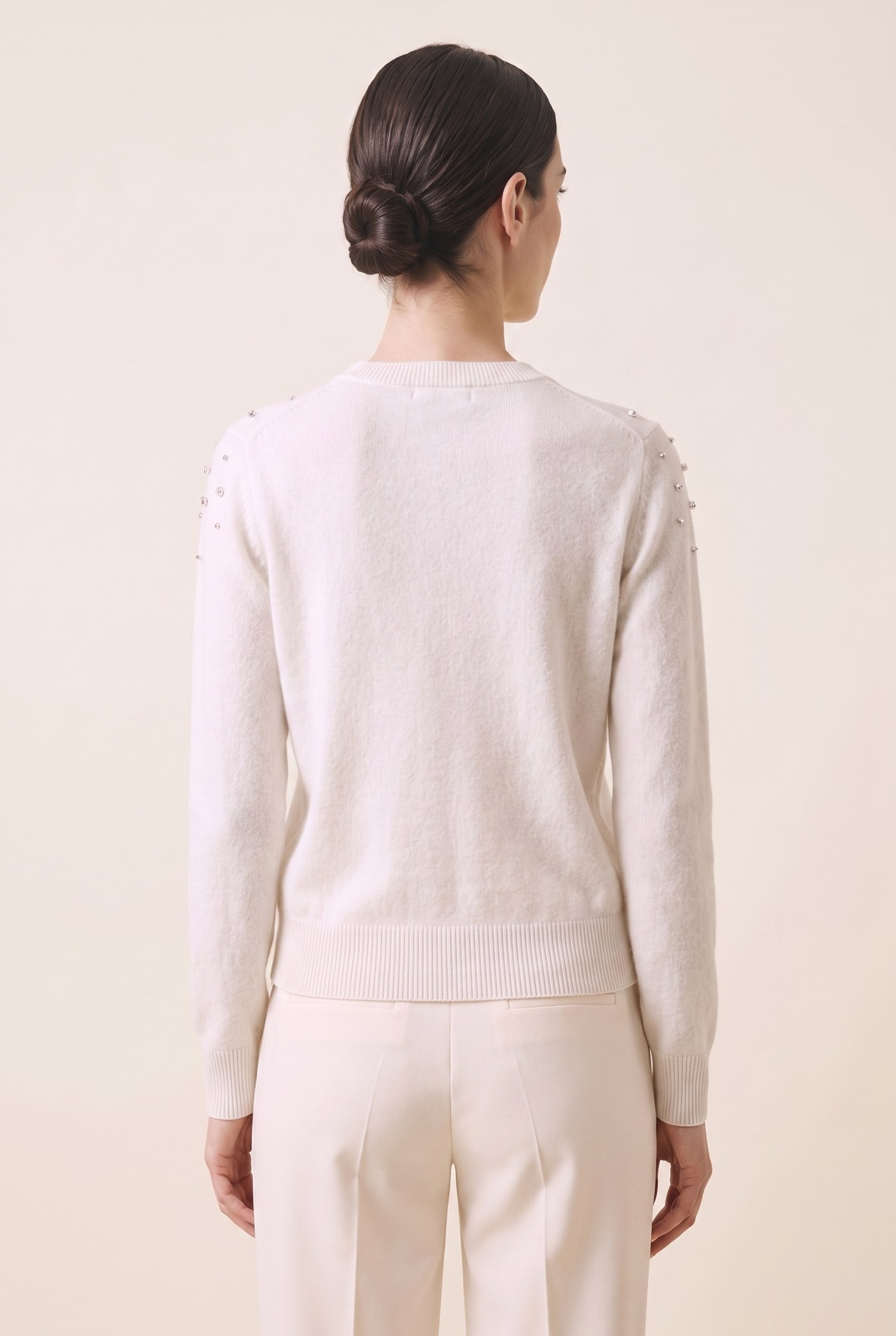 Style YRL295 white crewneck, back view
